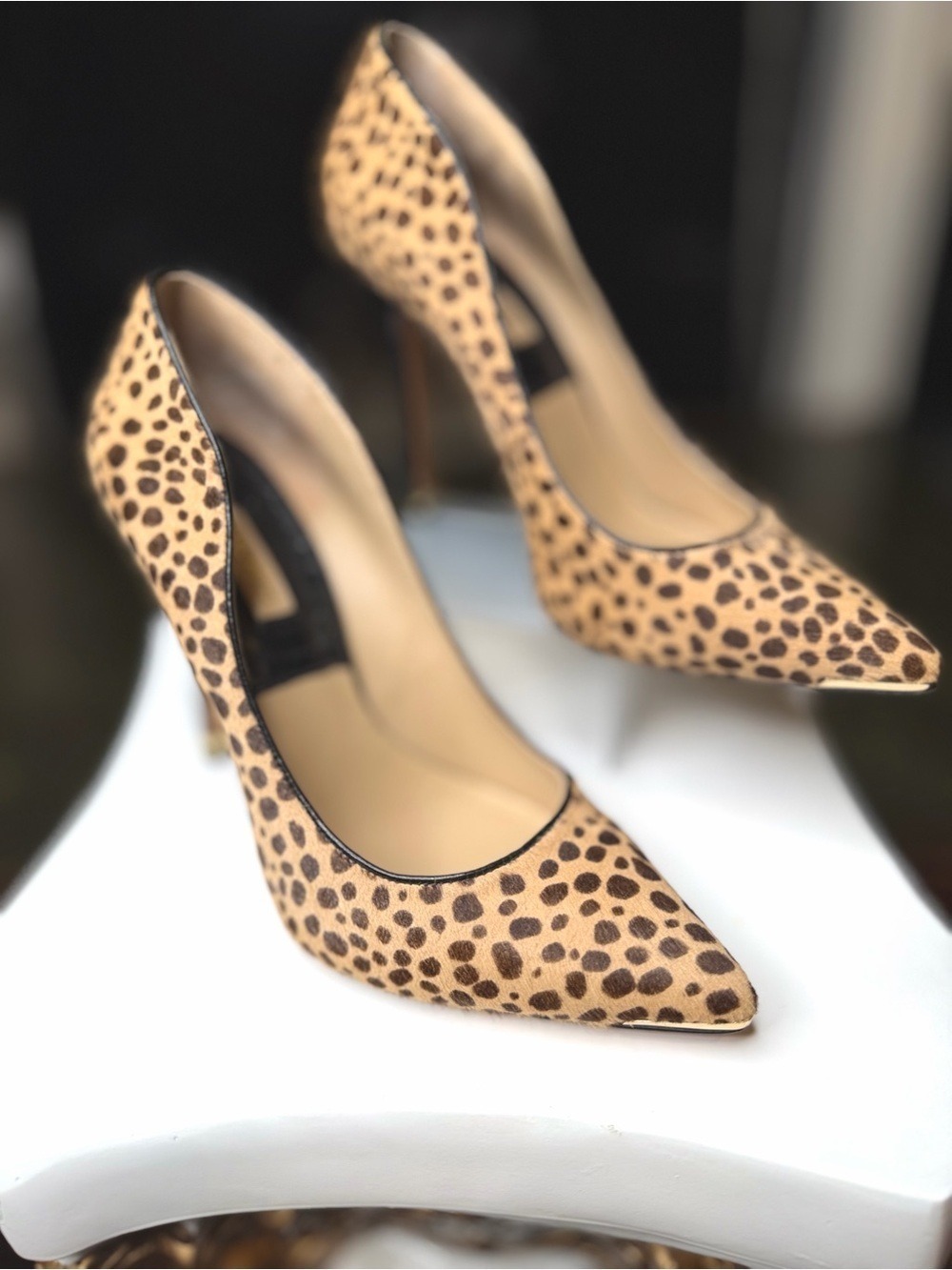 Michael Kors Collection Leopard Print Calf Hair Pointed Toe Heels Size 38 - Picture 2 of 9